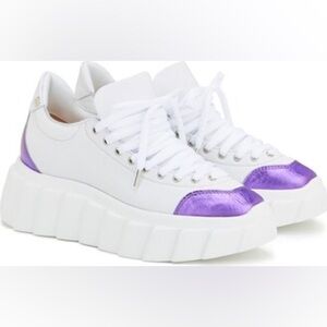 NWT AGL Blondie Ties Sneakers Size 9 (39)